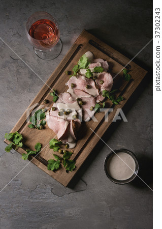 Veal with tuna sauce vitello tonnato Veal with tuna sauce vitello tonnato 37302243