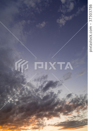 Sky in October Evening in the evening Dusk in the sunset Copy space Character space 37303786