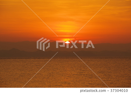 Ariake Sea sunrise 1 37304010