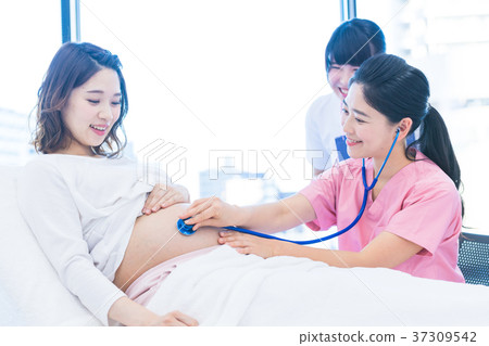 醫務人員,孕婦,觸診,胃 醫務人員,孕婦,觸診,胃 37309542