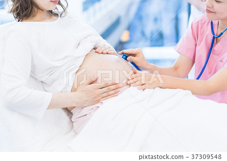 醫務人員,孕婦,觸診,胃 醫務人員,孕婦,觸診,胃 37309548