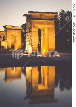 Temple of Debod at night, Madrid (Spain) 37309727