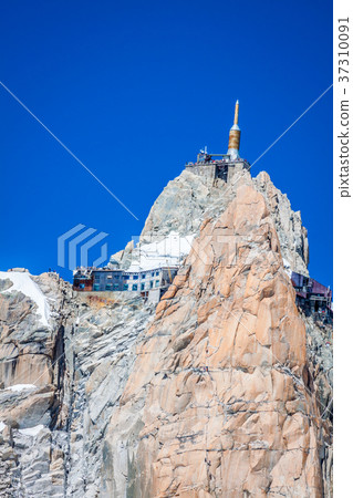 View of the rock of Aiguille du Midi, mont-Blanc View of the rock of Aiguille du Midi, mont-Blanc 37310091