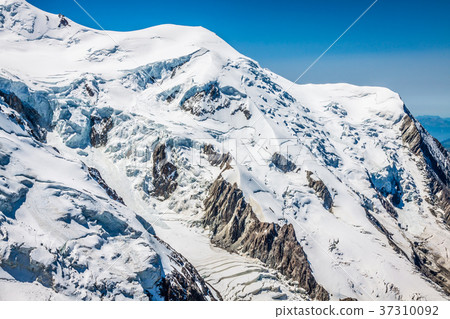 View on the Alps from the Aiguille du Midi ,  37310092