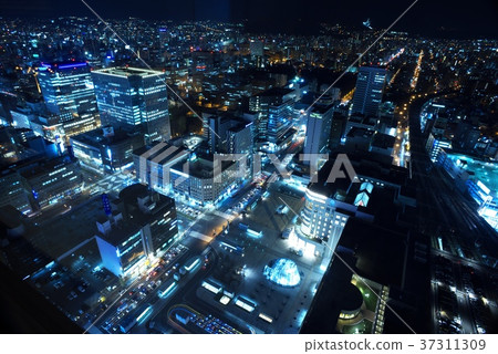 新日本三大夜燈閃耀藍色 新日本三大夜燈閃耀藍色 37311309