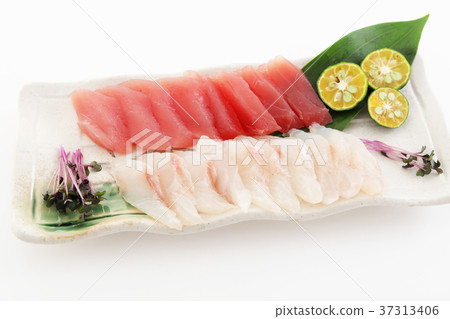 新鮮的生魚片 新鮮的生魚片 37313406