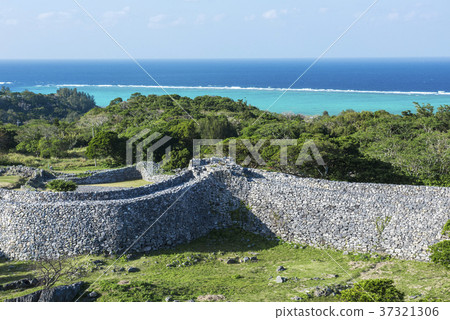 [Okinawa Prefecture] Nakijin Castle Ruins World Heritage Site 37321306