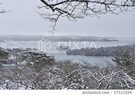 Matsushima in winter 37322504