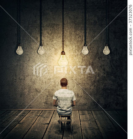 idea concept 37323076