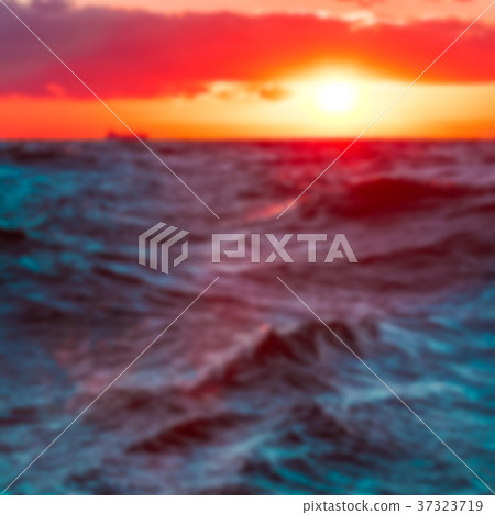 Hot sunset - blurred image Hot sunset - blurred image 37323719