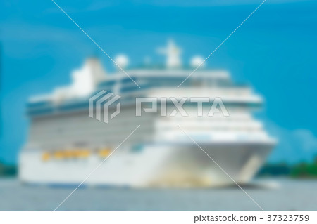 Cruise liner - blurred image Cruise liner - blurred image 37323759