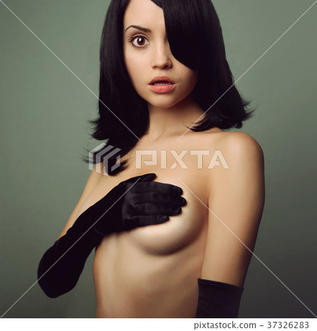 Young pretty woman Young pretty woman 37326283