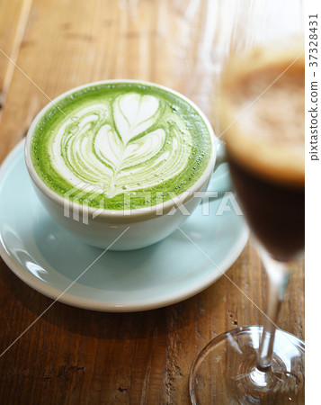 Latte art Matcha latte 37328431