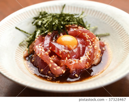 Beef yuke Beef yuke 37328467