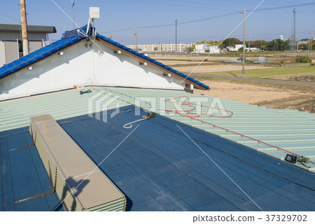 Roofing work Galvanium steel plate 37329702