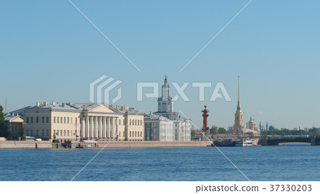 View of the Neva river, The Kunstkammer in the sum View of the Neva river, The Kunstkammer in the sum 37330203