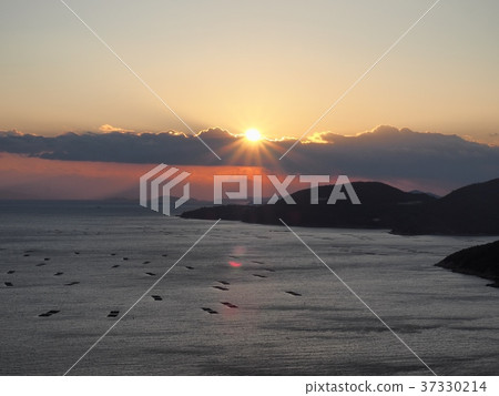 Sunset view of Harima Pass 37330214