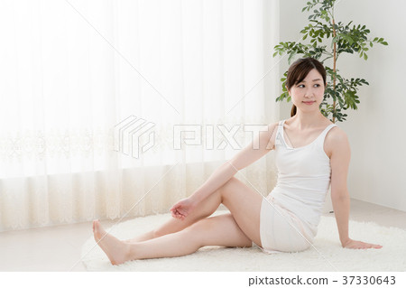 拉伸,女裝,肖像,美容,健康,藥膳,武器,手,肩膀,上臂,腰,腰,腿毛,大腿 拉伸,女裝,肖像,美容,健康,藥膳,武器,手,肩膀,上臂,腰,腰,腿毛,大腿 37330643