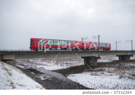 Echigo Toki Meki Railway Resort Snow Tsukihana across Himekawa in winter 37332264