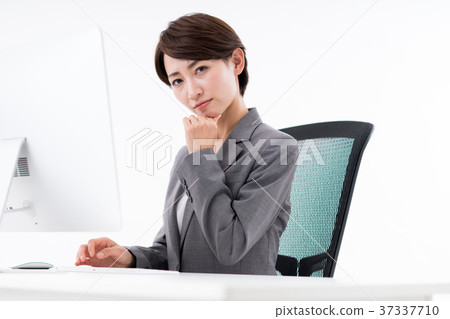 女商人 女商人 37337710