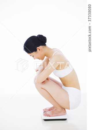 Diet beauty woman 37338080