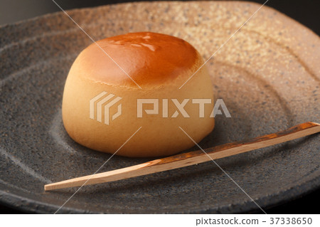 栗子蛋糕 37338650