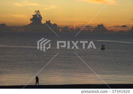 風景 夕陽 海邊 37341920
