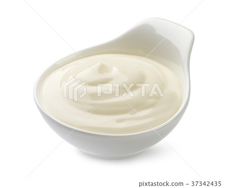 Sour cream in bowl isolated on white background 37342435
