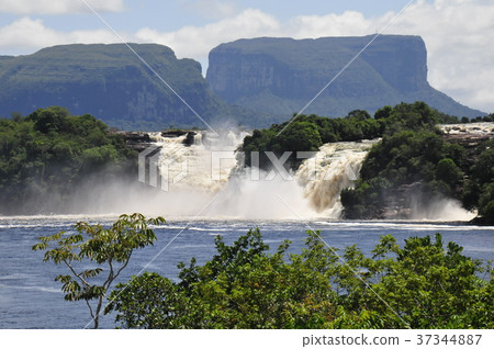 卡奈瑪湖 37344887