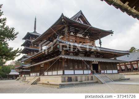 Horyu-ji Temple Kendo和五層寶塔 37345726