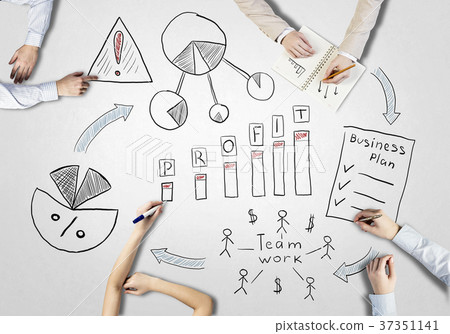 Creative work of business team 37351141