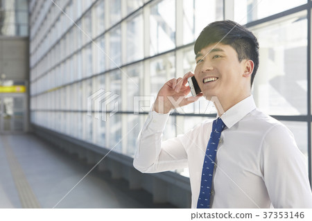 商人,韓國人 商人,韓國人 37353146