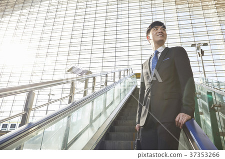 Businessman, Korean 37353266