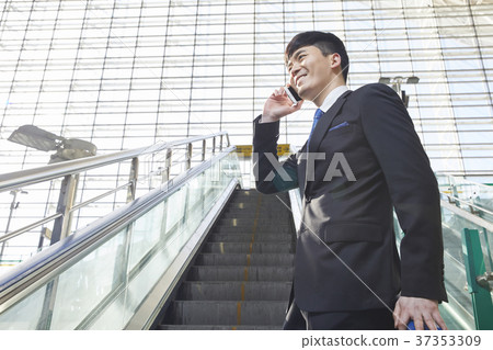 Businessman, Korean 37353309