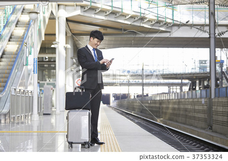 Businessman, Korean 37353324