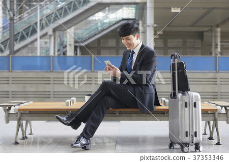 Businessman, Korean 37353346