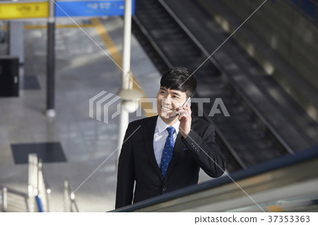 Businessman, Korean Businessman, Korean 37353363