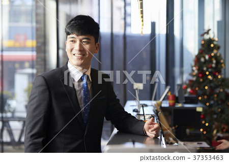 Businessman, Korean 37353463