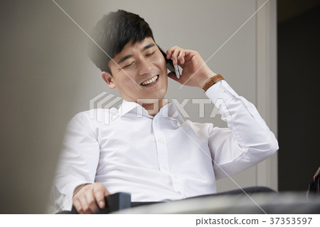 Businessman, Korean 37353597