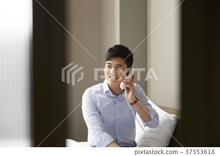 Businessman, Korean 37353618