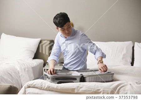 Businessman, Korean 37353798