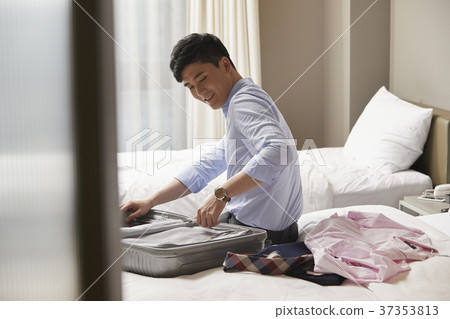 Businessman, Korean 37353813