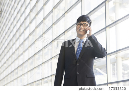 Businessman, Korean 37353820