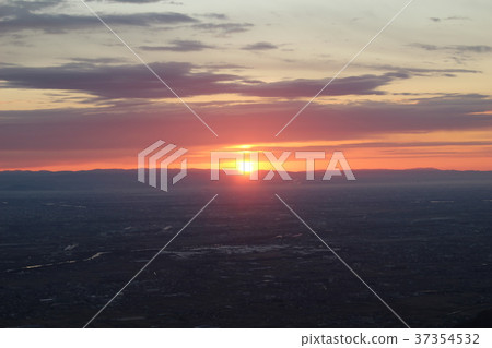 Sunrise Sunrise 37354532