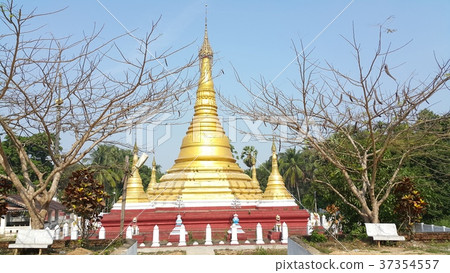 The temple of literature in Myanmar city. The temple of literature in Myanmar city. 37354557