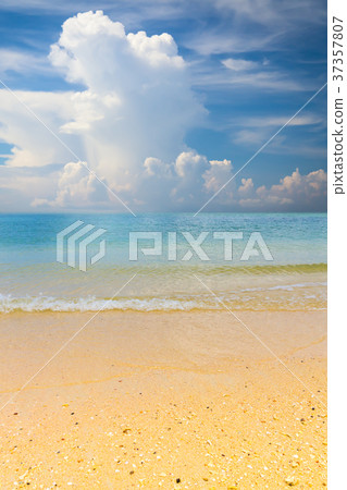 Beautiful beach Beautiful beach 37357807