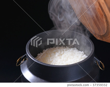 Boiled rice 37359332