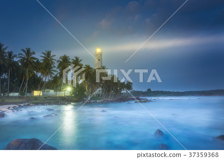 View of lighthouse Dondra Matara, Sri Lanka View of lighthouse Dondra Matara, Sri Lanka 37359368