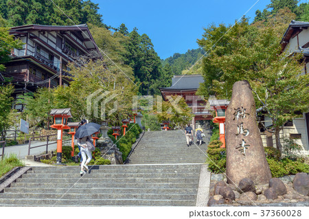 接近Kurama-ji寺的道路風景 37360028