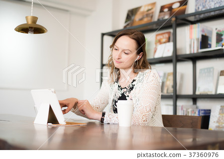 生活方式外國人女人 生活方式外國人女人 37360976